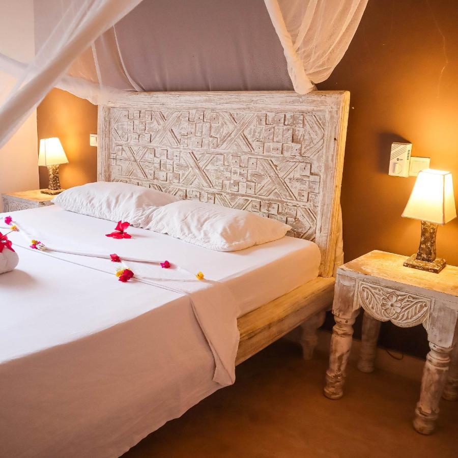 Bed and Breakfast Nyumba Ya Afrika Watamu Exterior foto