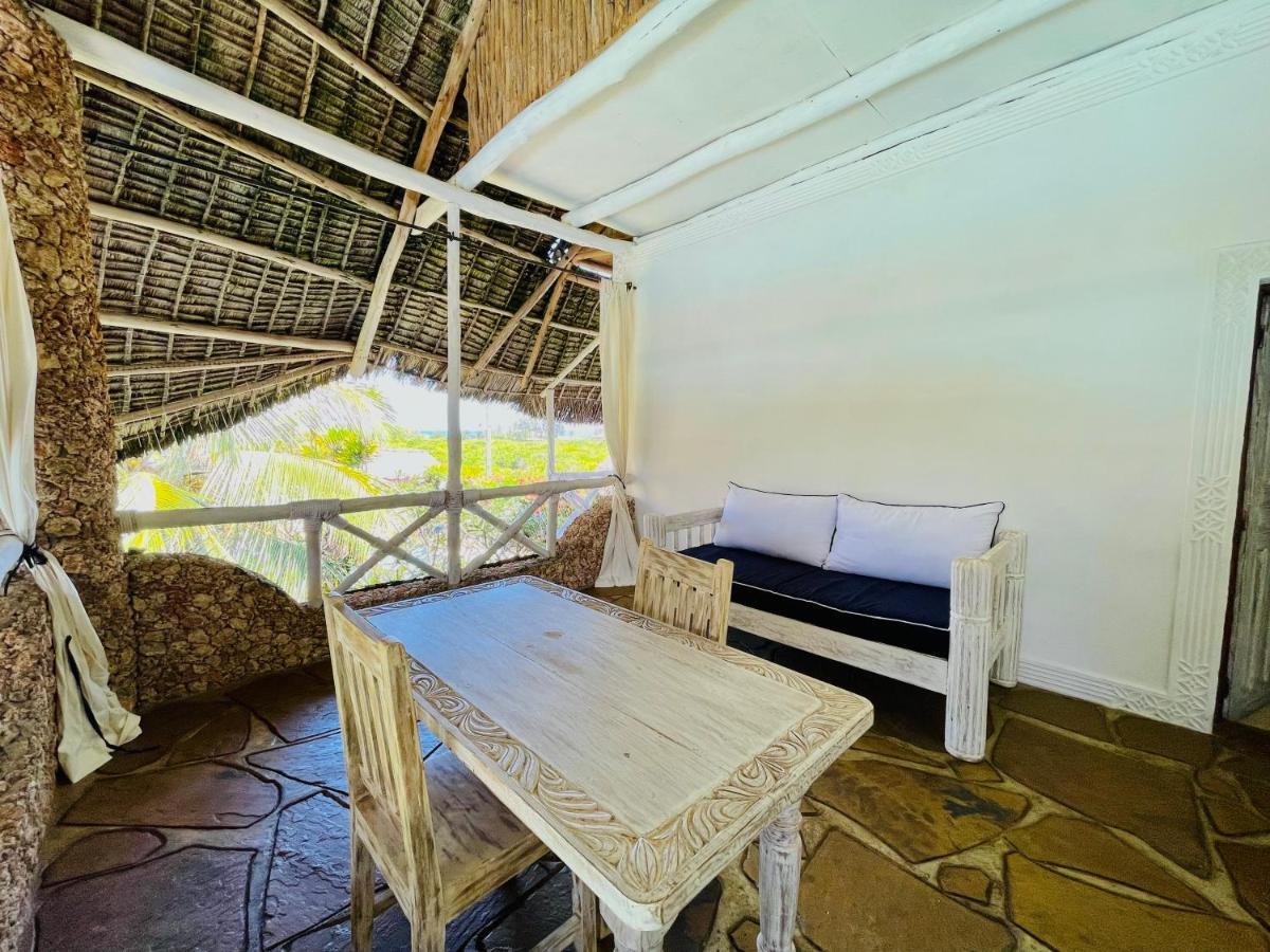 Bed and Breakfast Nyumba Ya Afrika Watamu Exterior foto