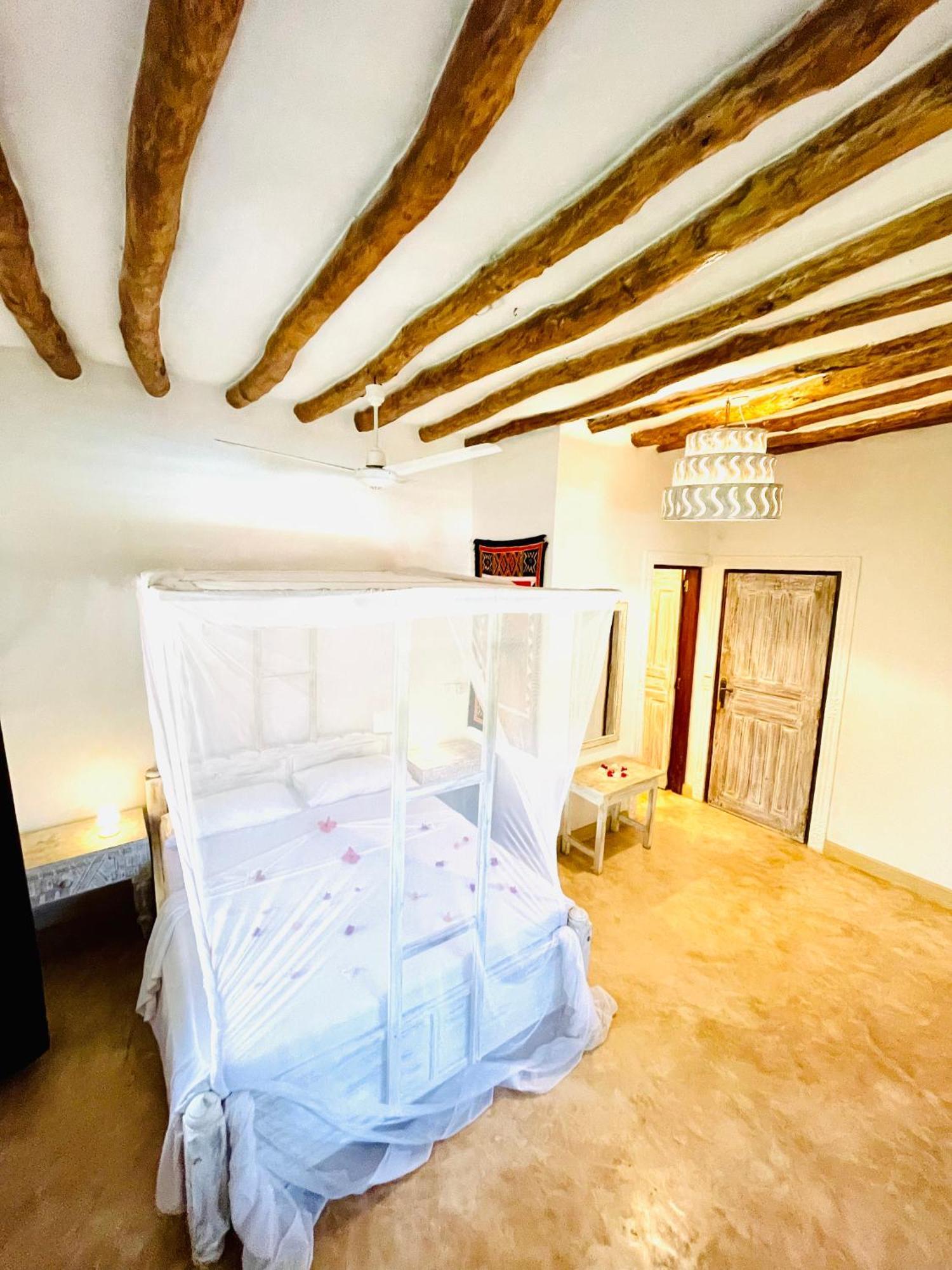 Bed and Breakfast Nyumba Ya Afrika Watamu Exterior foto