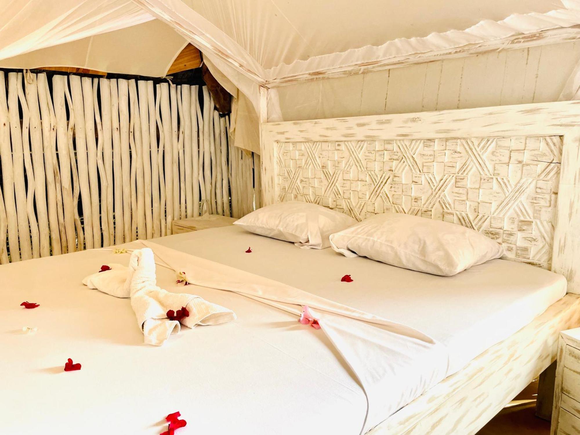 Bed and Breakfast Nyumba Ya Afrika Watamu Exterior foto