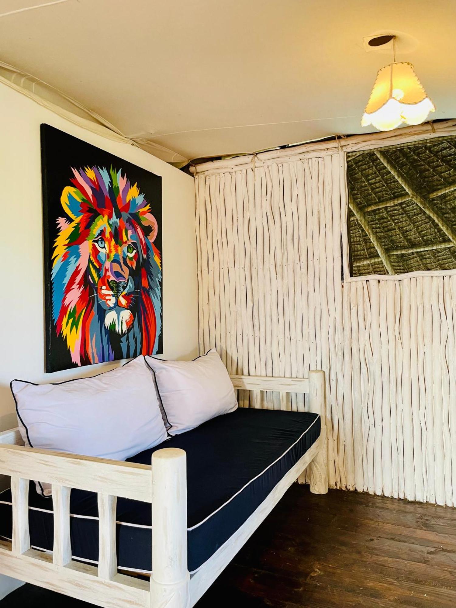 Bed and Breakfast Nyumba Ya Afrika Watamu Exterior foto